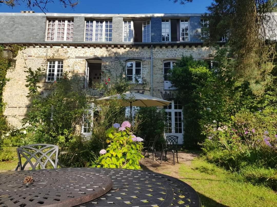 Manoir Du Tertre Au Coeur De La Foret De Broceliande Hotel Paimpont Bagian luar foto